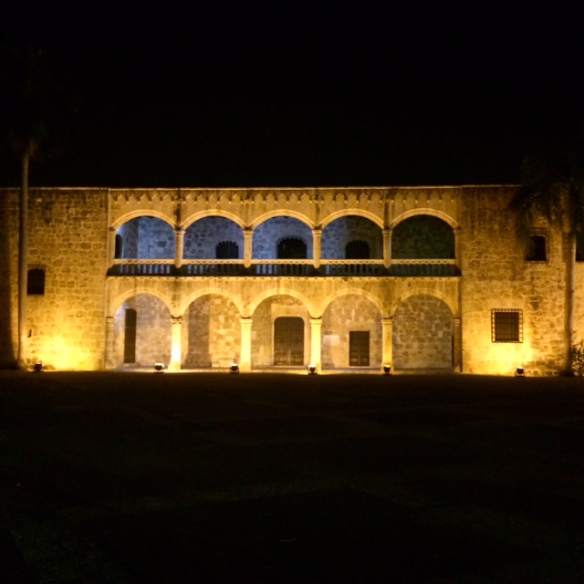 The Perfect Day in Santo Domingo's Zona Colonial - Lens by Sarah